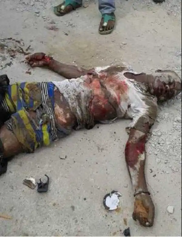 (Must Read) SHOCKING!! Truck Crushes Bottled Water Seller To Death In Broad Daylight (Graphic Photo)